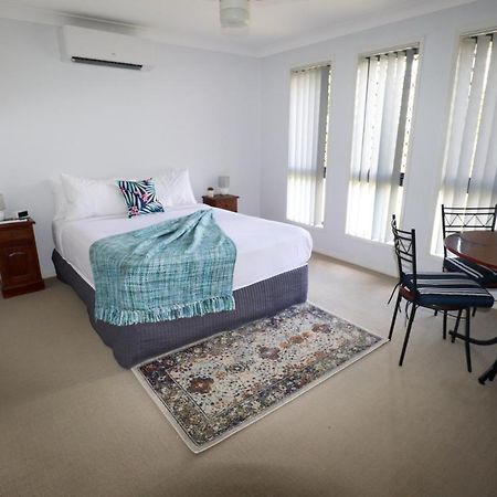 Blk Stays Guest House Deluxe Units Morayfield Zewnętrze zdjęcie
