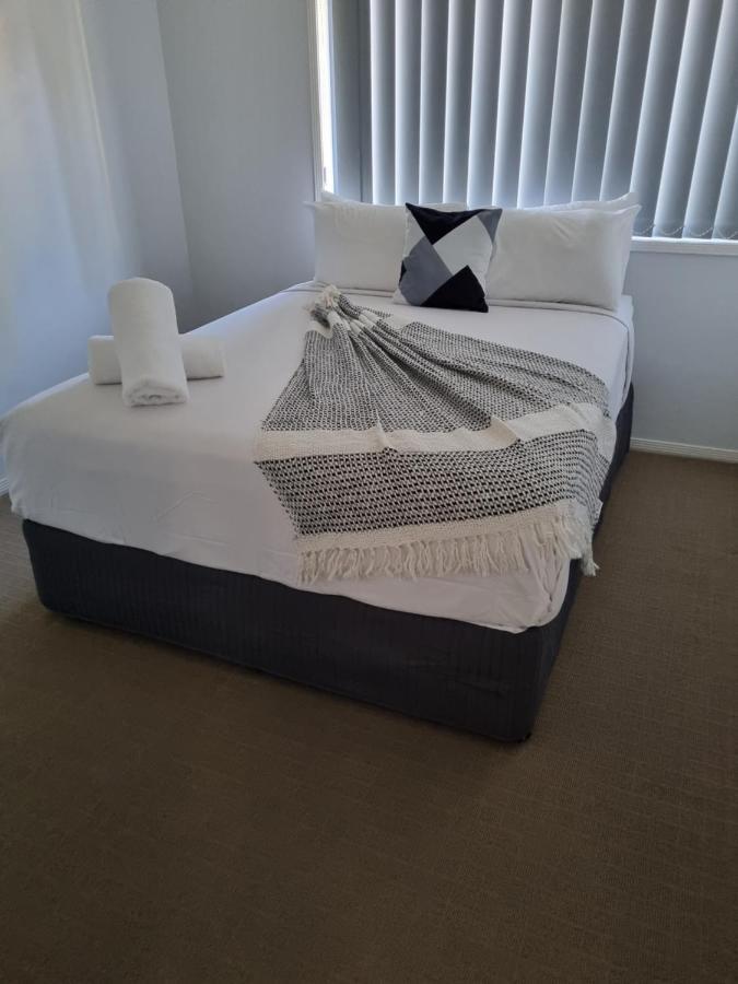 Blk Stays Guest House Deluxe Units Morayfield Zewnętrze zdjęcie