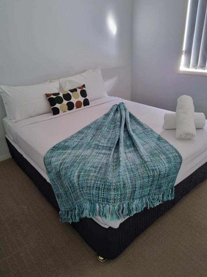 Blk Stays Guest House Deluxe Units Morayfield Zewnętrze zdjęcie