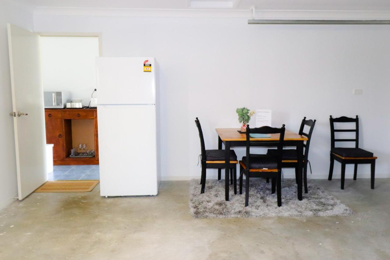 Blk Stays Guest House Deluxe Units Morayfield Zewnętrze zdjęcie