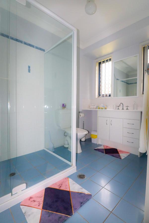 Blk Stays Guest House Deluxe Units Morayfield Zewnętrze zdjęcie